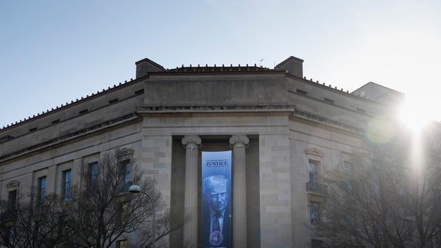 Abschiebungen in den USA: US-Regierung schaltet erstmals Sondergericht in Abschiebefall ein