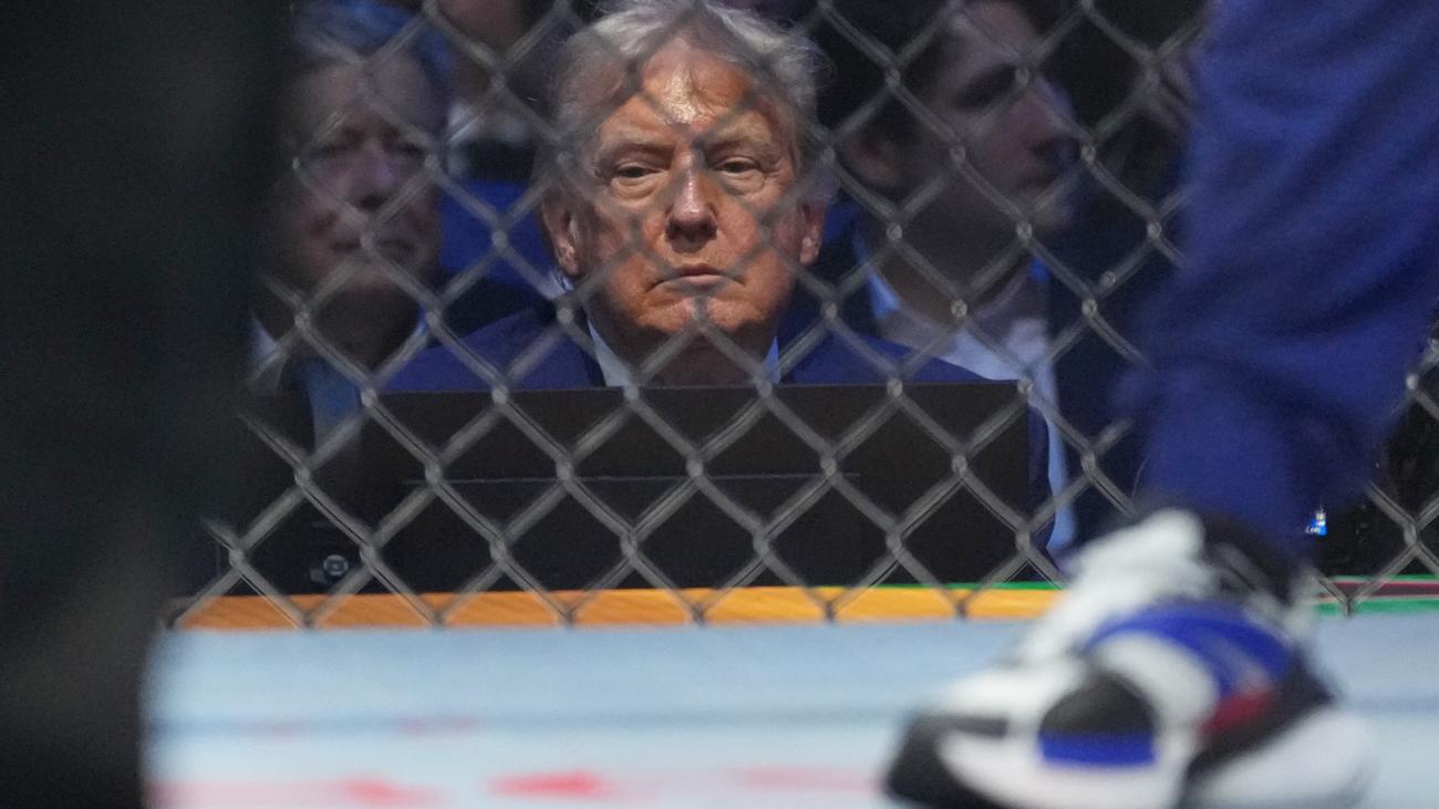 Anschlagspläne bei UFC-Veranstaltung: Acht Männer wegen Anschlagsplänen an Trumps Geburtstag angeklagt