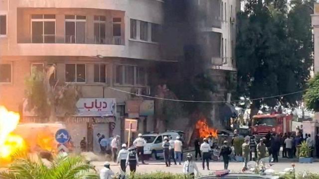 Emmanuel Macron in Syrien: Explosionen nahe Macrons Hotel vor Treffen mit al-Scharaa