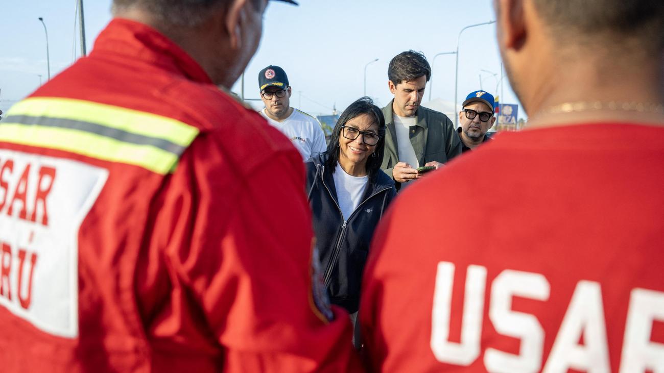 Erdbeben in Venezuela: Venezuelas Interimspräsidentin verteidigt Erdbebenhilfe der Regierung