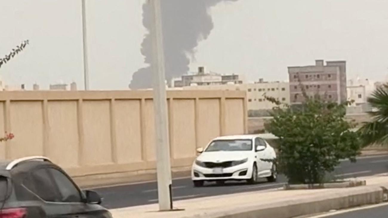 Huthi-Miliz im Jemen: Huthis melden Angriffe auf Ölinfrastruktur Saudi-Arabiens