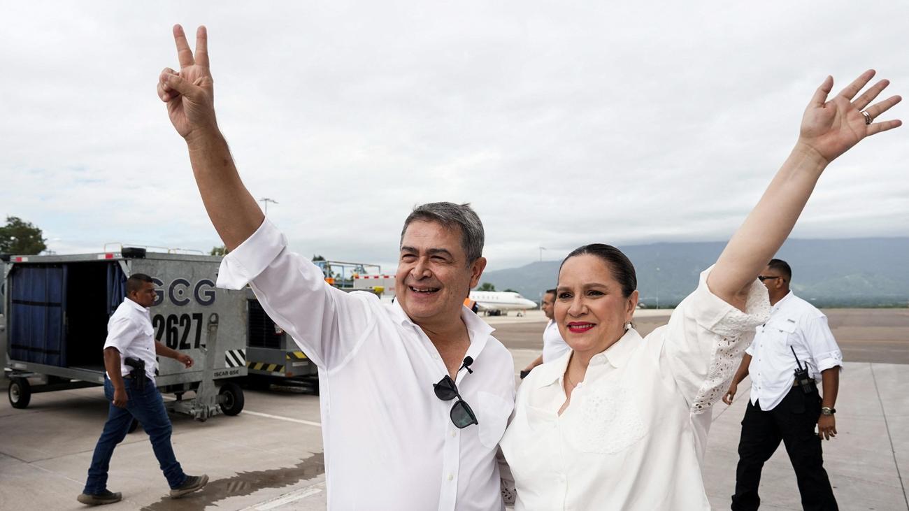Honduras: Ex-Präsident von Honduras kehrt nach Begnadigung von Trump zurück