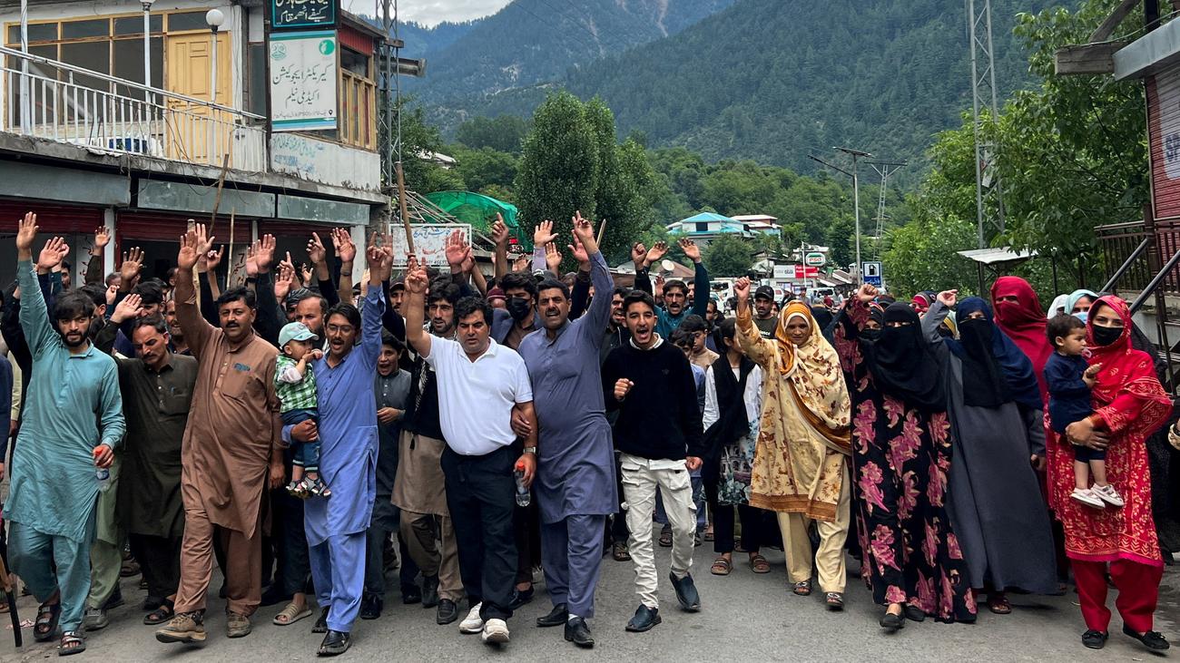 Wahlen in Kaschmir: Wahl in pakistanischem Teil Kaschmirs beginnt unter Protesten