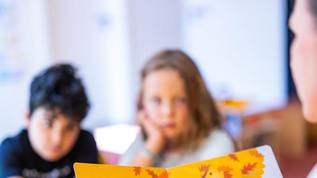 Kita-Gesetz: Prien plant Sprachtests für Vierjährige und mehr Förderung in Kitas