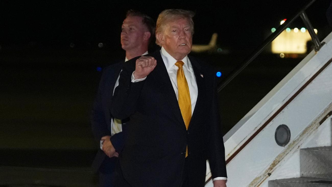 Donald Trump: Trump droht wegen Grönland mit größerem Truppenabzug aus Europa 