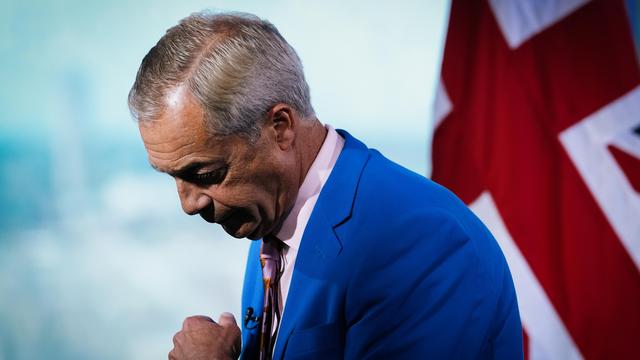 Nigel Farage: Nigel Farage tritt zurück – und gleich wieder an