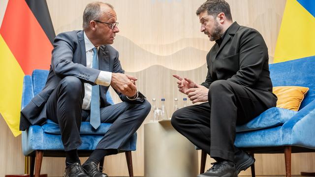 Krieg gegen die Ukraine: Merz telefoniert nach Großangriffen auf Kyjiw mit Selenskyj