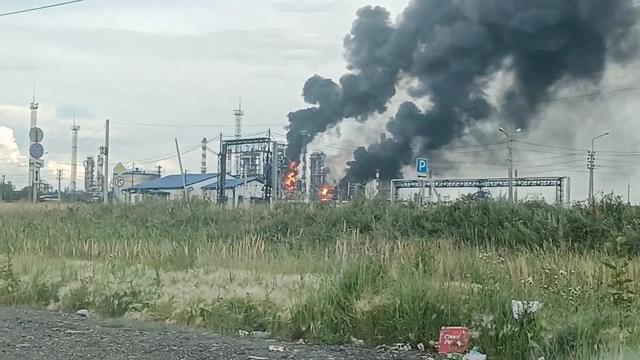 Krieg gegen die Ukraine: Ukraine greift in Sibirien die größte russische Ölraffinerie an