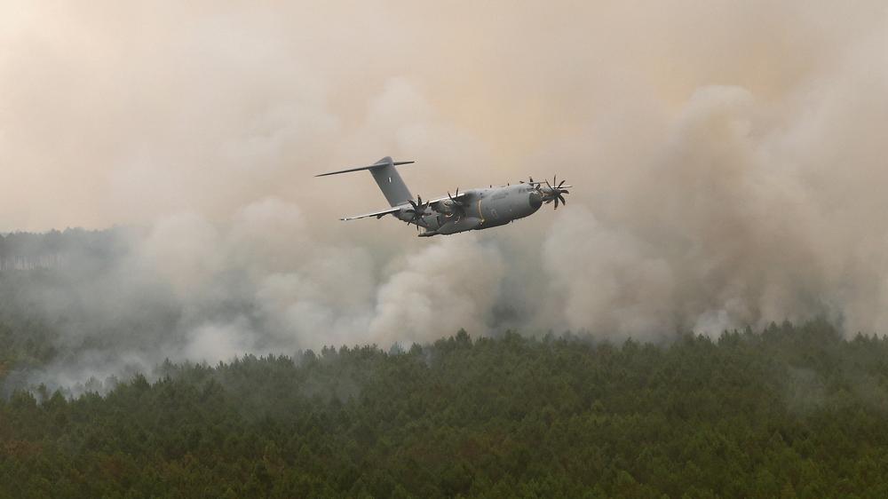 Waldbrände Frankreich Südwesten Soldaten Evakuierung