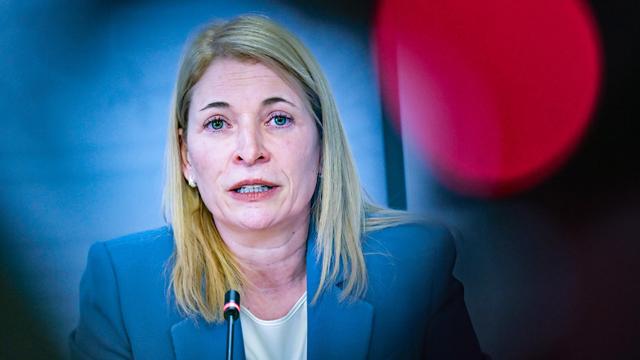 Deutsche Bahn: Konzernchefin Palla kritisiert Managementebene der Deutschen Bahn