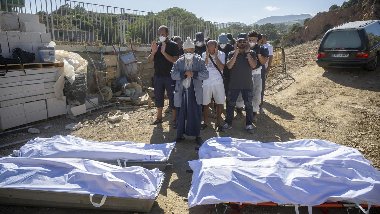 Muslimischer Friedhof in Ceuta: »Täglich rufen Leute an und fragen, ob ich ihre Kinder begraben habe«