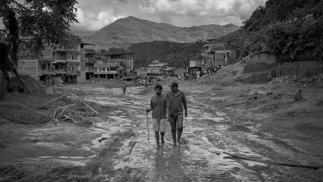 Sturzflut in Nepal: Sturzflut in Nepal – die schwierige Suche nach Überlebenden