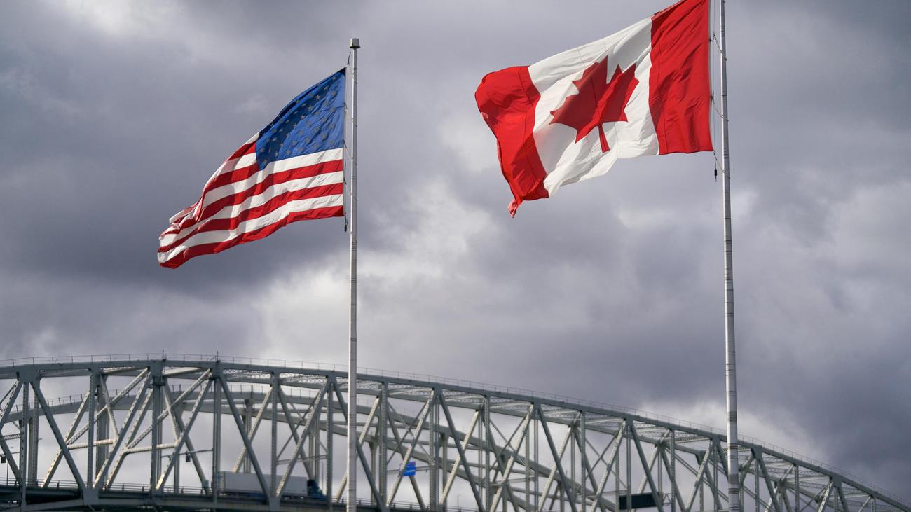 US Companies Warn of Higher Costs Amid US-Canada Tariff Dispute