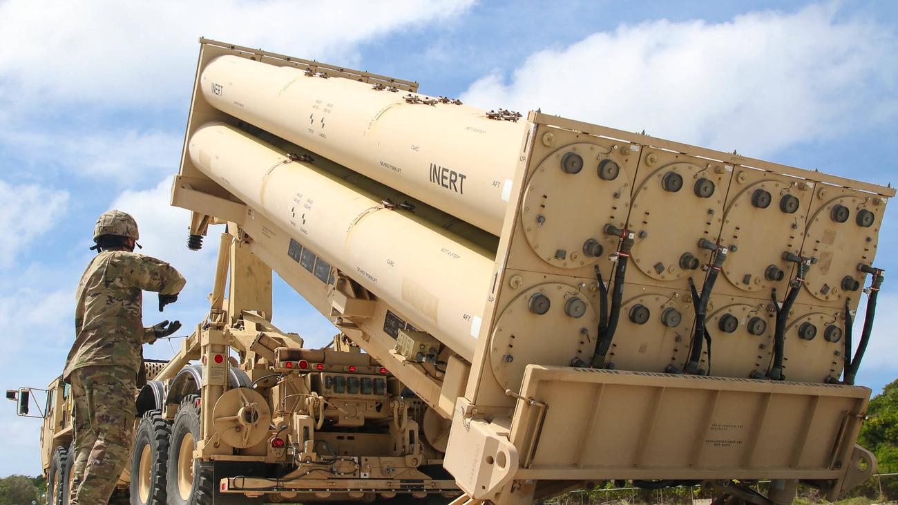 EE. UU.: el Departamento de Defensa exige acelerar la producción de armas