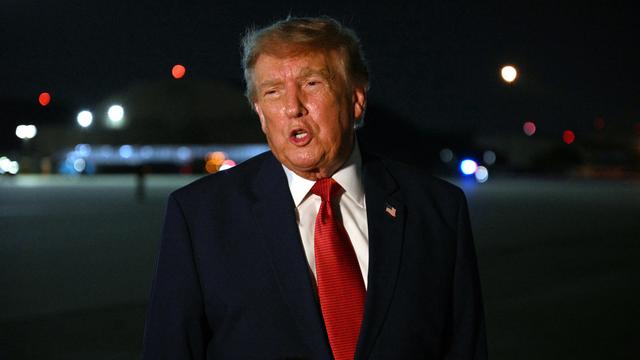 Irankrieg: Trump kündigt Übernahme der Straße von Hormus durch die USA an
