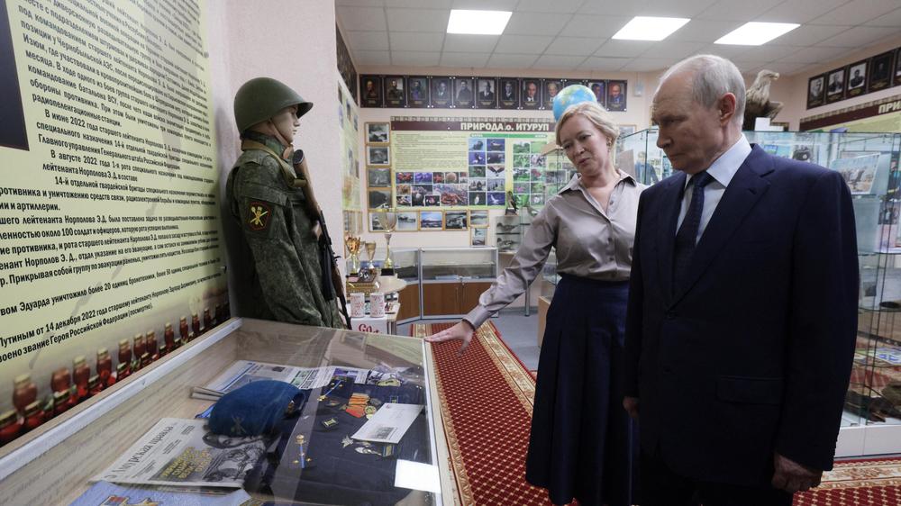  Wladimir Putin zu Besuch auf Iturup
