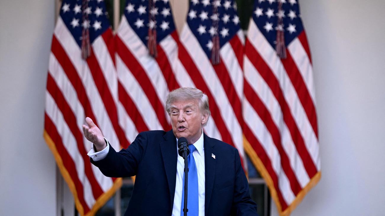 Trump-Regierung stellt neuen Eilantrag beim Supreme Court zur Briefwahl