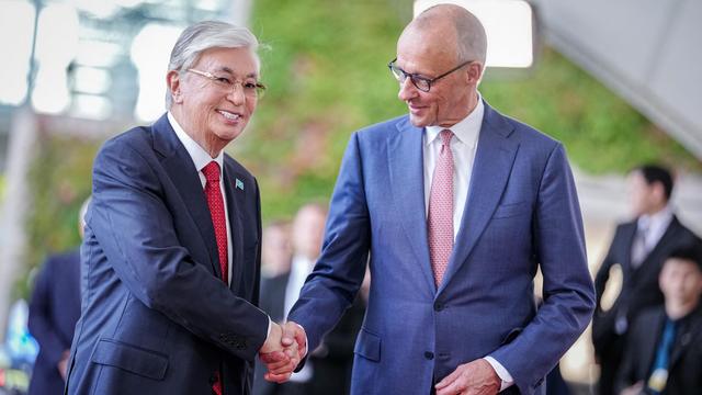 Kasachstan und Öllieferungen: Merz will kasachisches Öl als Ersatz für Bezugsstopp aus Russland