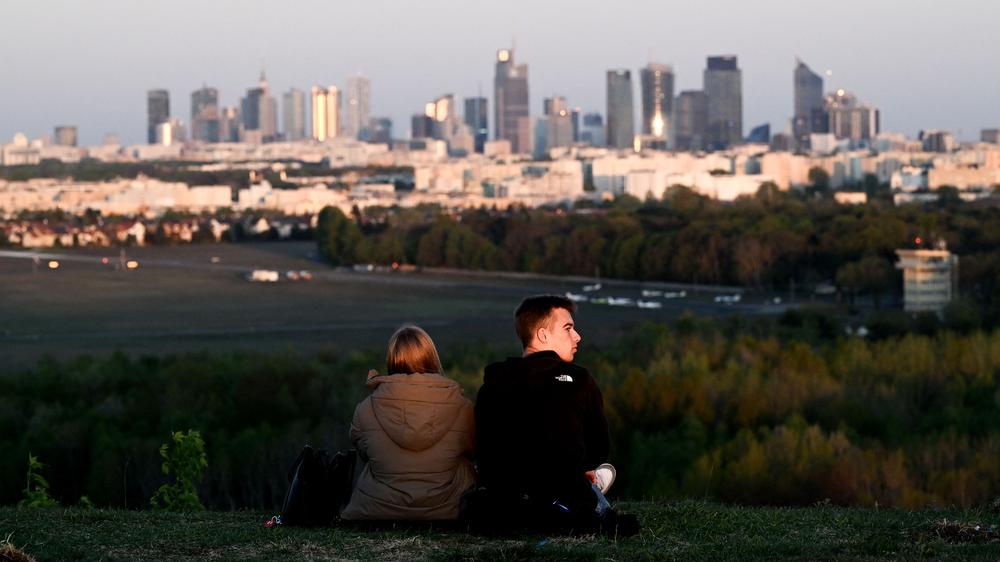 Polen: Ausblick auf die Skyline von Warschau, Polens Hauptstadt