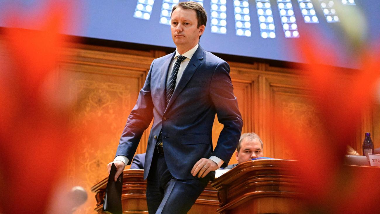 Siegfried Muresan: Rumänischer Ministerpräsident Muresan scheitert bei ...