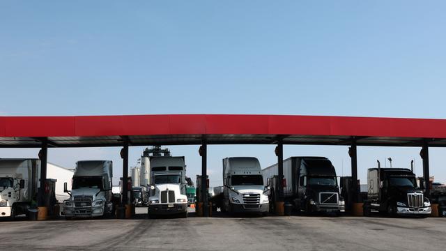Spritpreise in den USA: USA prüfen wegen hoher Spritpreise Exportstopp für Diesel