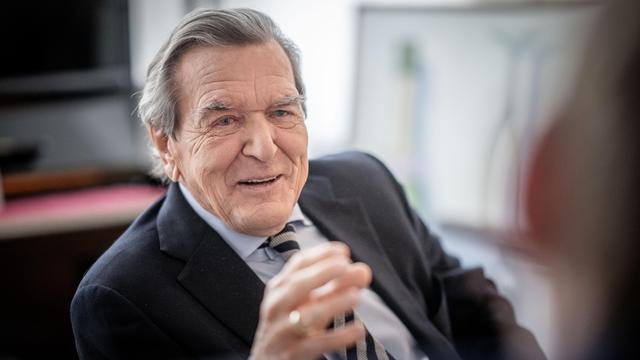 Russland: Gerhard Schröder trifft Wladimir Putin an dessen Geburtstag in Moskau