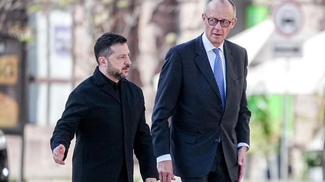 Krieg gegen die Ukraine: Merz sichert Selenskyj in Telefonat Solidarität zu