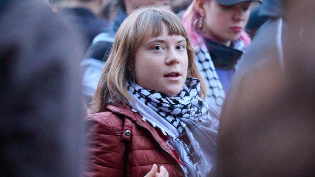Jahrestag des Hamas-Überfalls auf Israel: Greta Thunberg nimmt an pro-palästinensischer Demo in Berlin teil