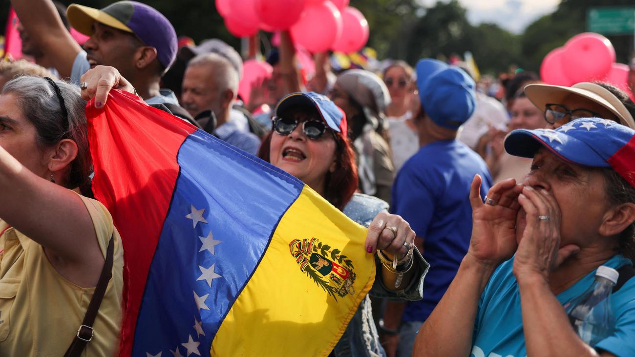 Venezuela: Tausende fordern bei landesweiten Protesten in Venezuela freie ...
