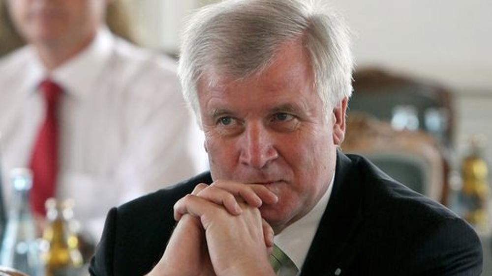 Arbeitslosenhilfe: Seehofer will höhere Hartz-IV-Sätze verhindern