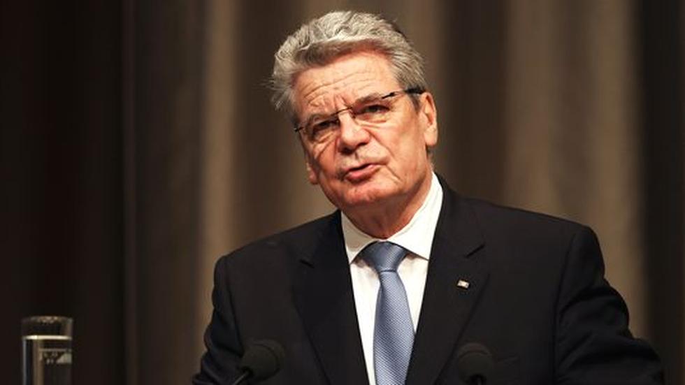 Bundespräsident: Gauck rückt von Positionen Merkels und Wulffs ab
