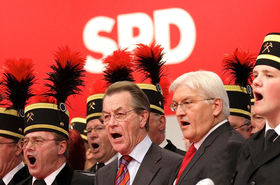 Spd Jubilaum Bebels Bart Brandts Kniefall Zeit Online