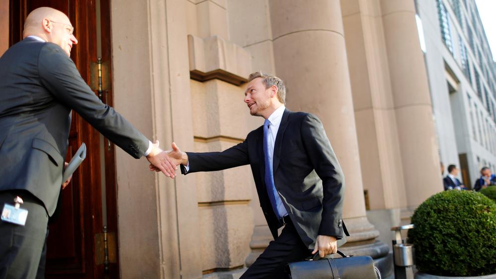 Jamaika-Koalition: Lindner auf dem Weg zu den Koalitionsverhandlungen