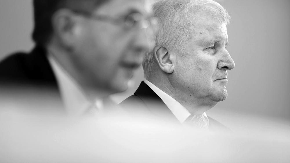 Entlassung von Hans-Georg Maaßen: Bundesinnenminister Horst Seehofer zusammen mit Hans Georg Maassen, da noch Verfassungsschutzpräsident, im Juli 2018