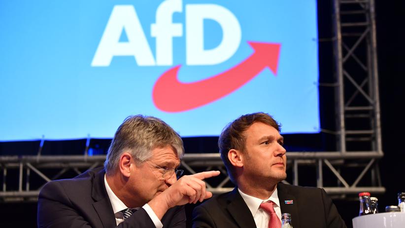 Sachsen-Anhalt: André Poggenburg (rechts) ist Vorsitzender der AfD im Burgenlandkreis und Abgeordneter im Landtag von Sachsen-Anhalt.