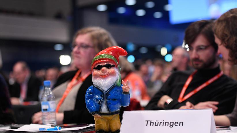 Landtagswahlkampf: Zum außerordentlichen SPD-Bundesparteitag im Januar 2018 kamen die Thüringer mit Gartenzwerg. Jetzt haben sie keinen Kandidaten für das Amt des Ministerpräsidenten.