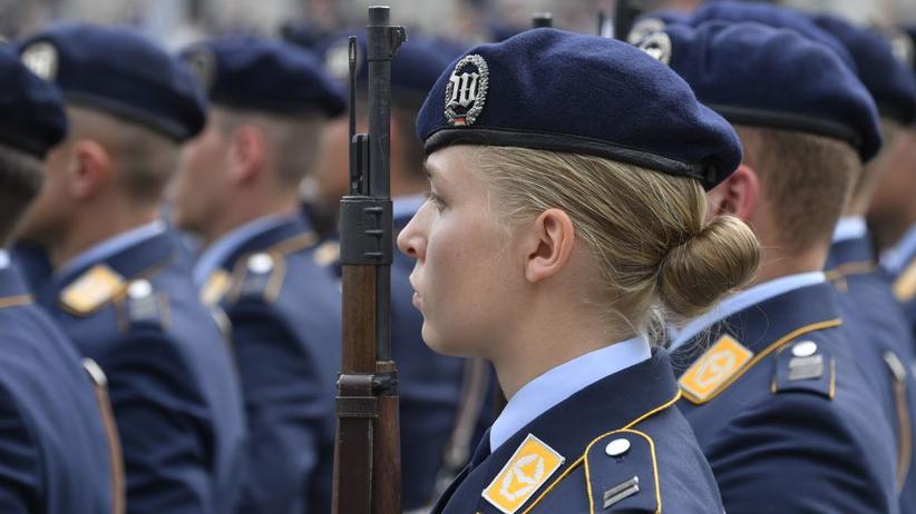 Deutsche Bahn: Soldaten in Uniform fahren ab 1. Januar gratis Bahn