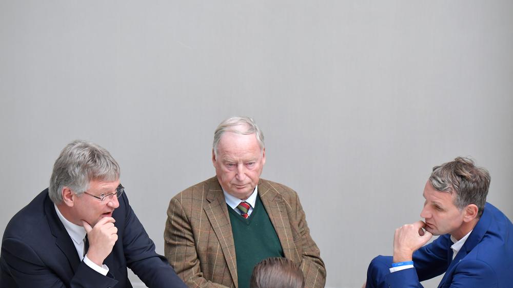 Alternative für Deutschland: Am Tag nach der Thüringer Landtagswahl: Jörg Meuthen, AfD-Fraktionschef Alexander Gauland und Björn Höcke kurz vor einer Pressekonefrenz in Berlin
