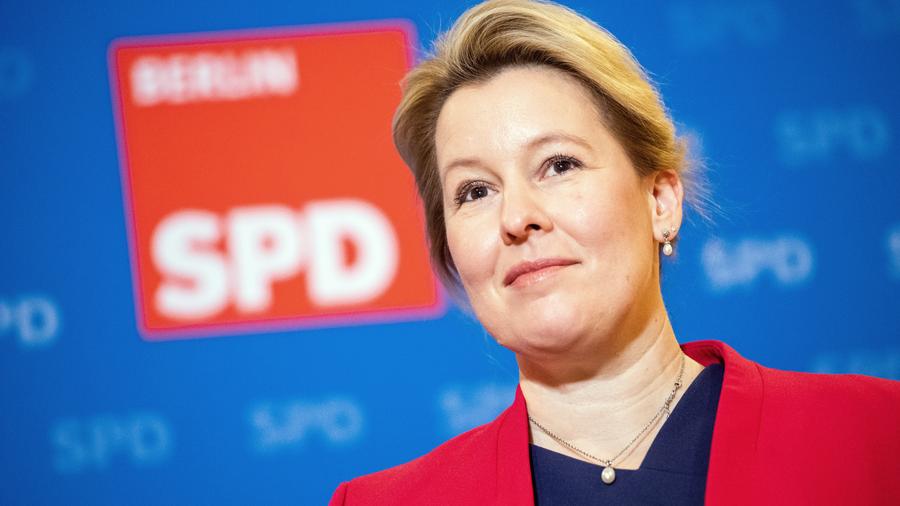 Berlin Spd Landesvorstand Nominiert Franziska Giffey Als Spitzenkandidatin Zeit Online