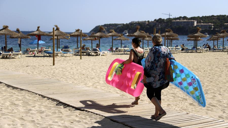 Osterferien Bundesregierung Ruft Zum Verzicht Auf Urlaubsreisen Auf Zeit Online