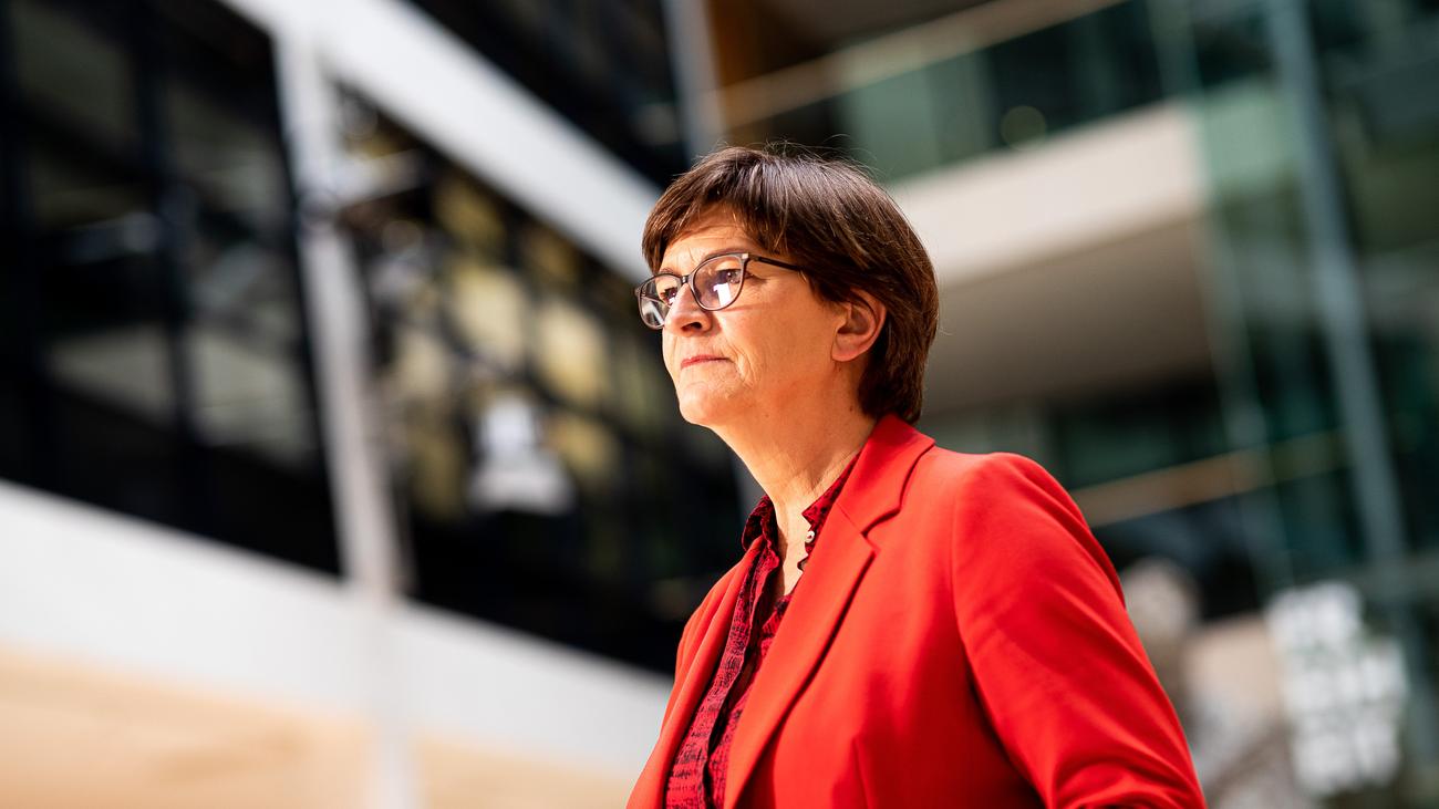 SPDVorsitzende Saskia Esken sieht gute Chancen für SPD im Bund ZEIT