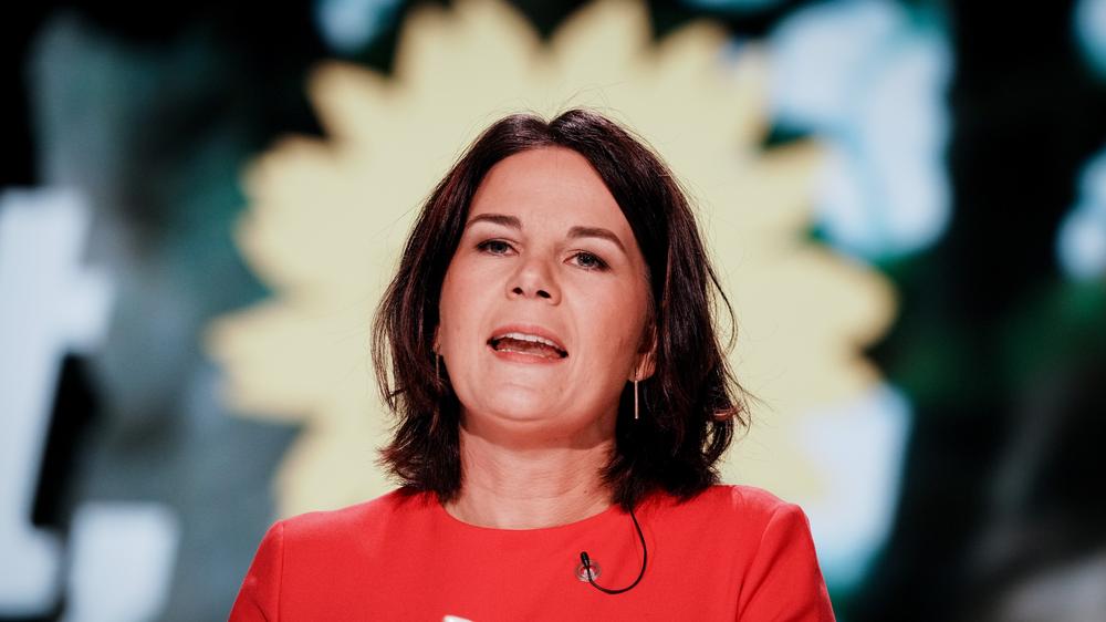 INSM-Kampagne gegen Annalena Baerbock: Annalena Baerbock bei ihrer Parteitagsrede