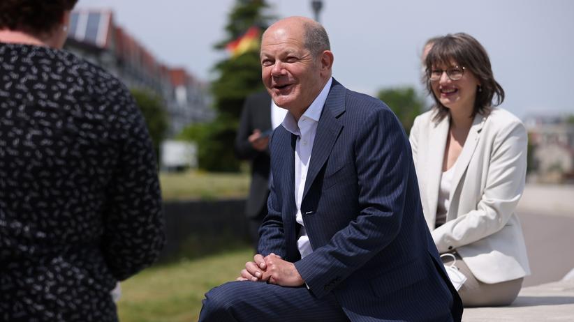 SPD in Sachsen-Anhalt: Selbstvergewisserung vor Wandtapete ...