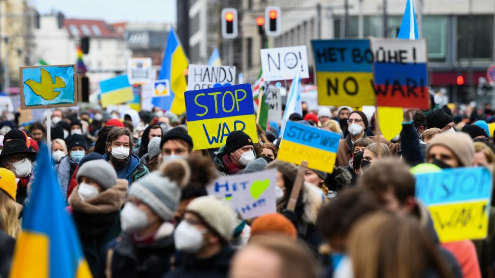 UkraineDemonstration Große Friedensdemonstrationen in ganz
