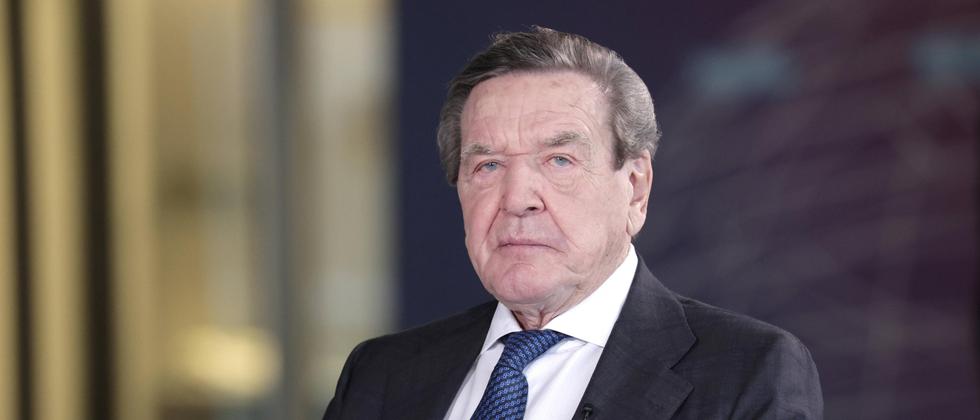 Gaslobbyist: Union will Gerhard Schröder die Amtsausstattung streichen