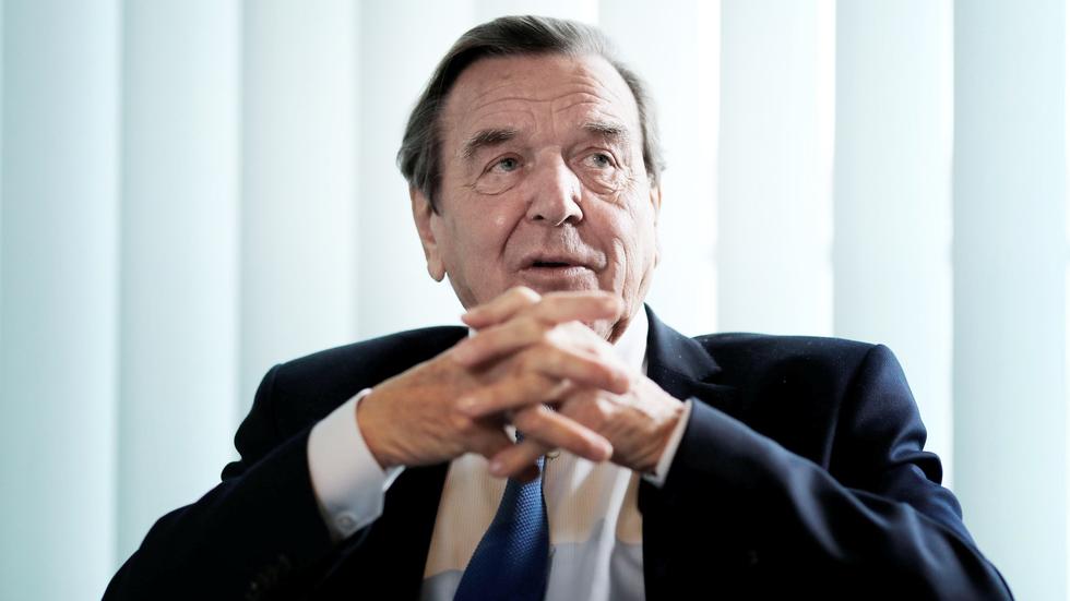 Altkanzler SPDOrtsvereine legen in Verfahren gegen Gerhard Schröder