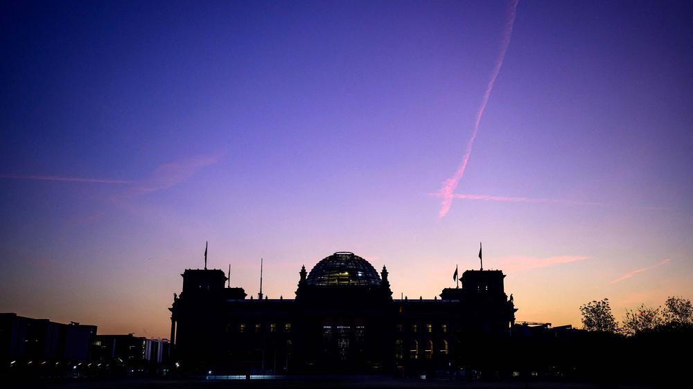 Deutschlandtrend Zufriedenheit Mit Bundesregierung Auf Tiefstwert Experte Schlägt Alarm - 7zi2yt2