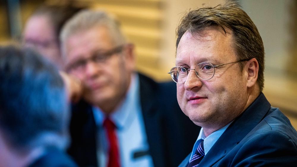 Thüringen: Robert Sesselmann will der erste Landrat der AfD werden.