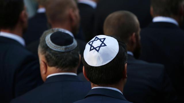 Antisemitismus: Jüdische Menschen wandern laut Zentralratspräsident nicht öfter aus