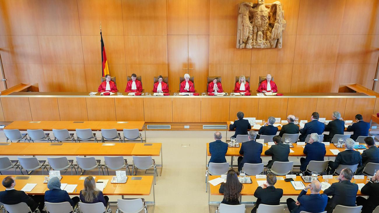 Debata o zmianie Ustawy Zasadniczej: Większość Niemców za lepszą ochroną Trybunału Konstytucyjnego